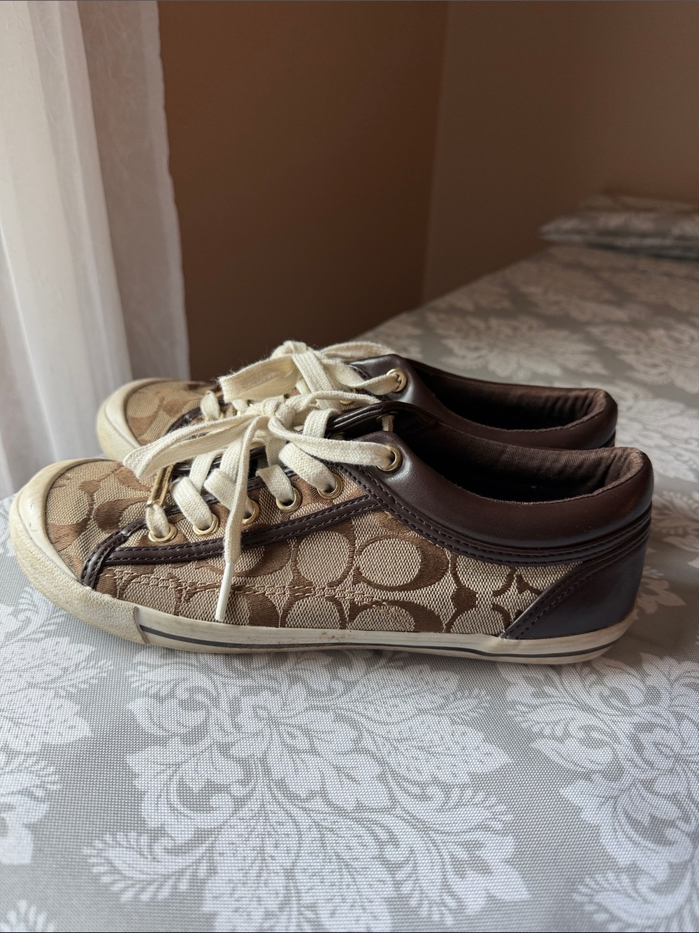 Coach Brown Signature Canvas Low-Top Sneakers with Cream Laces - Picture 3 of 7